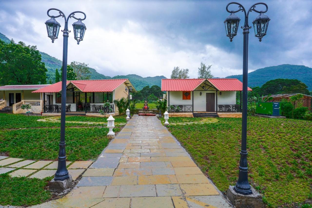 Ninad Homestays Karjat Eksteriør bilde