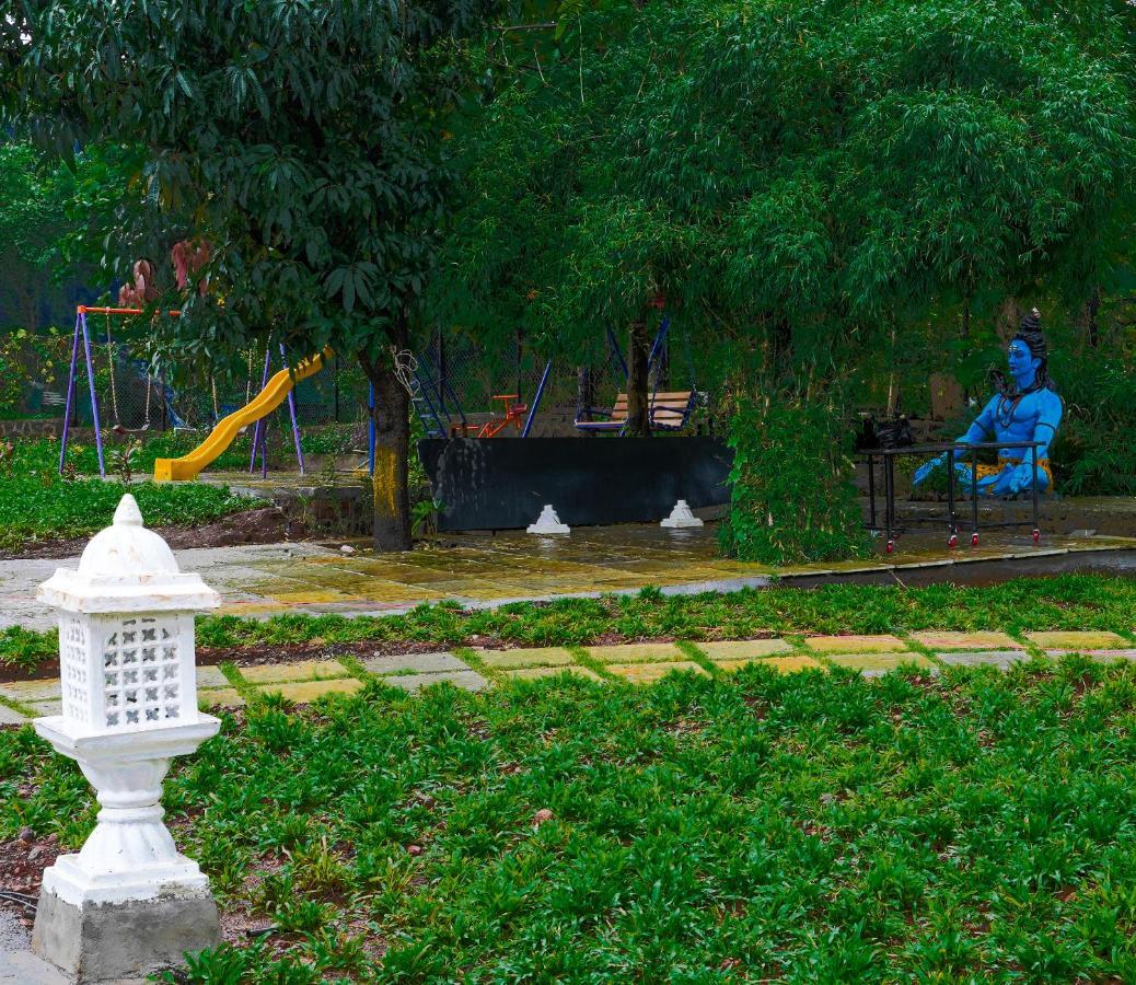 Ninad Homestays Karjat Eksteriør bilde