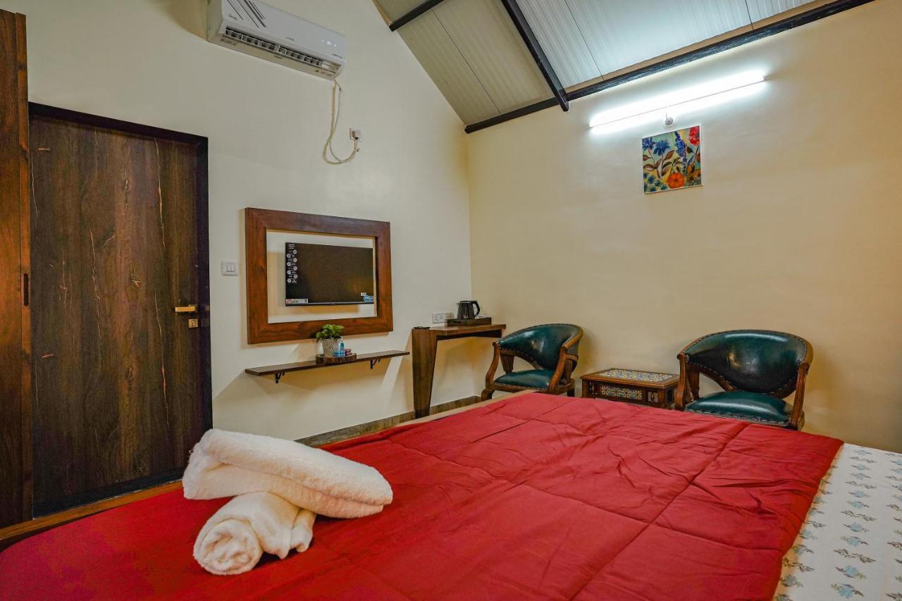Ninad Homestays Karjat Eksteriør bilde