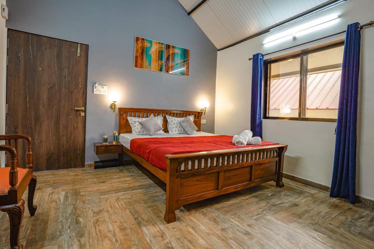 Ninad Homestays Karjat Eksteriør bilde