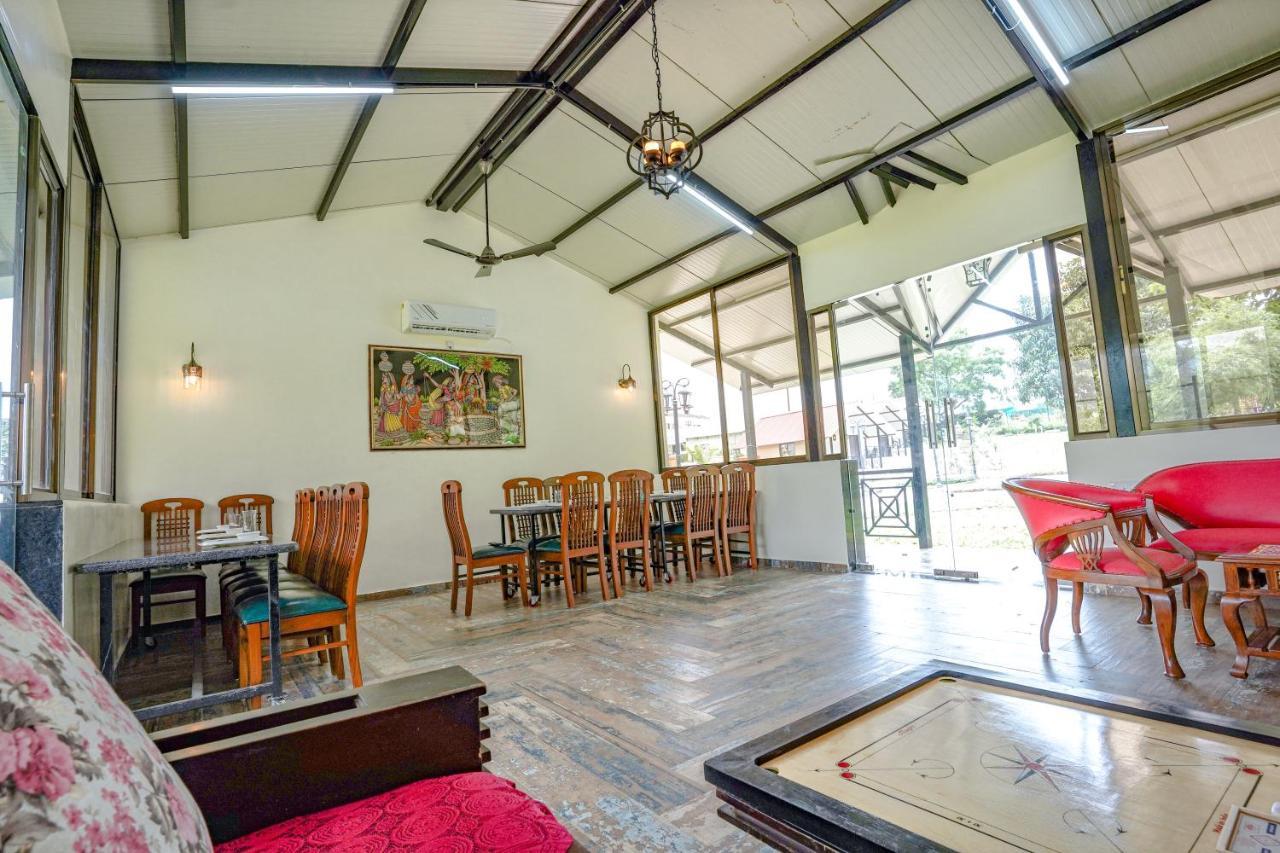 Ninad Homestays Karjat Eksteriør bilde