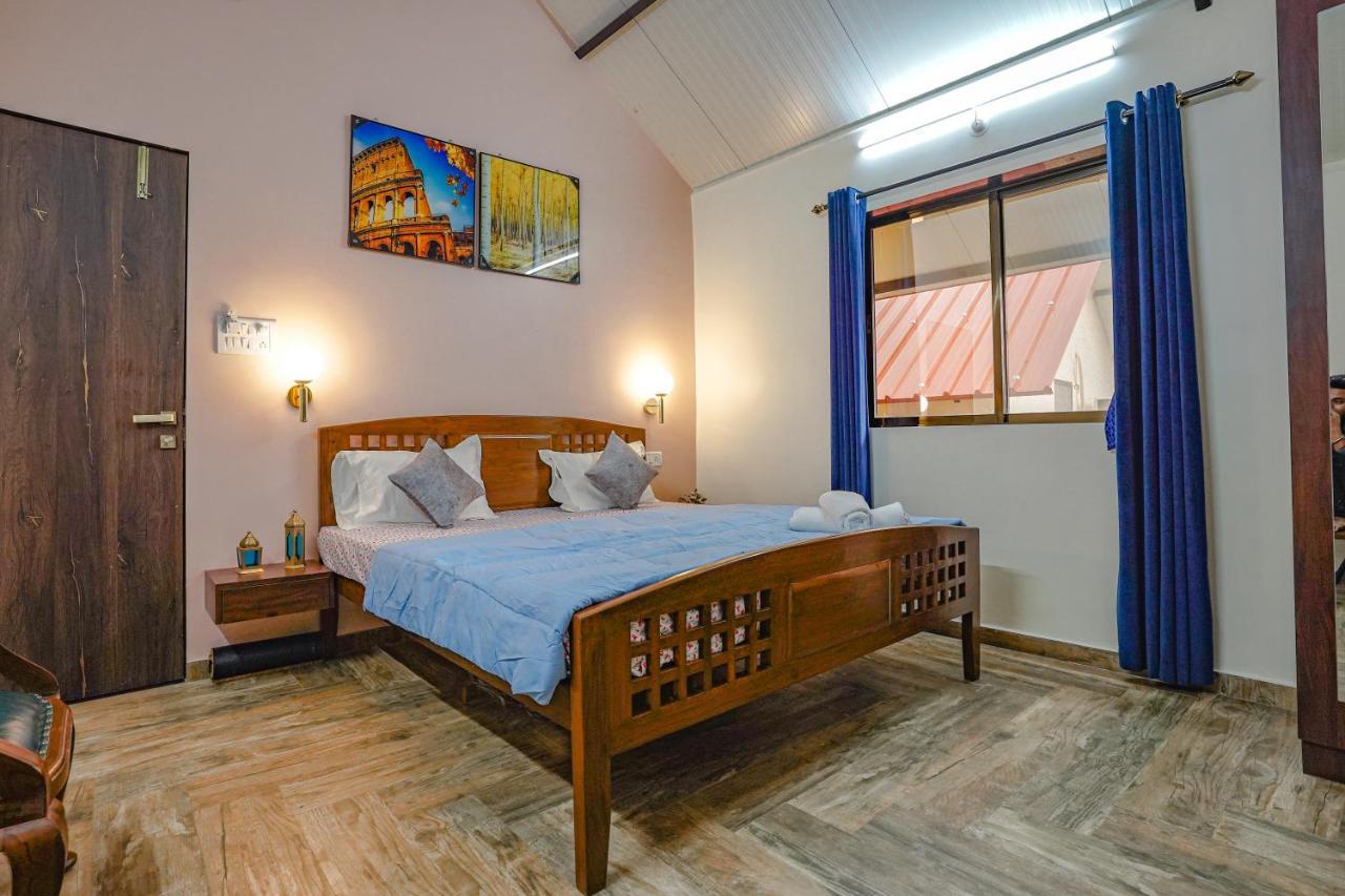 Ninad Homestays Karjat Eksteriør bilde