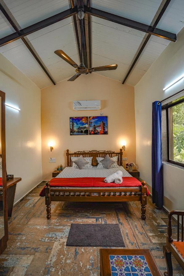 Ninad Homestays Karjat Eksteriør bilde