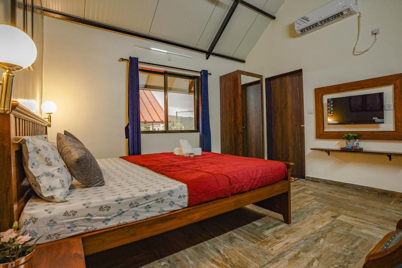 Ninad Homestays Karjat Eksteriør bilde