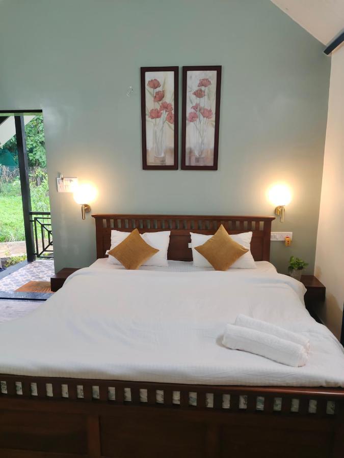 Ninad Homestays Karjat Eksteriør bilde
